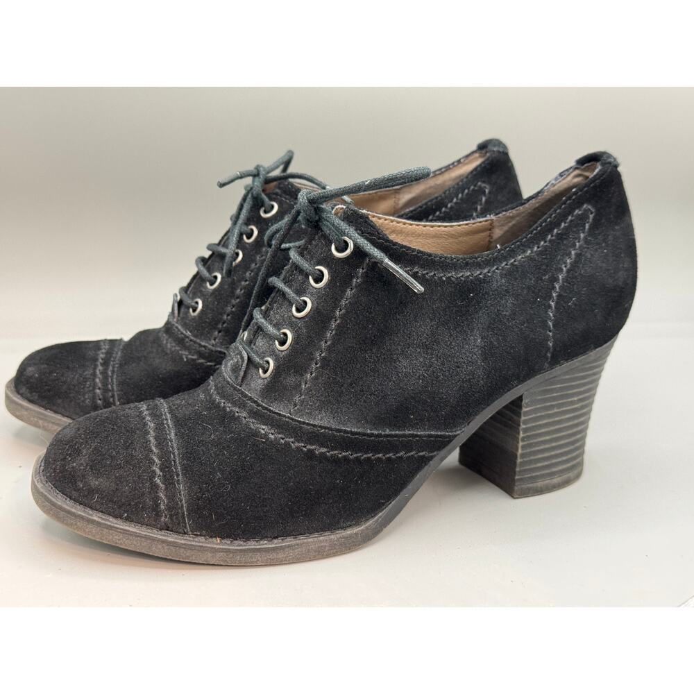 Tignanello Black Suede Lace Up Booties Boots size 5M